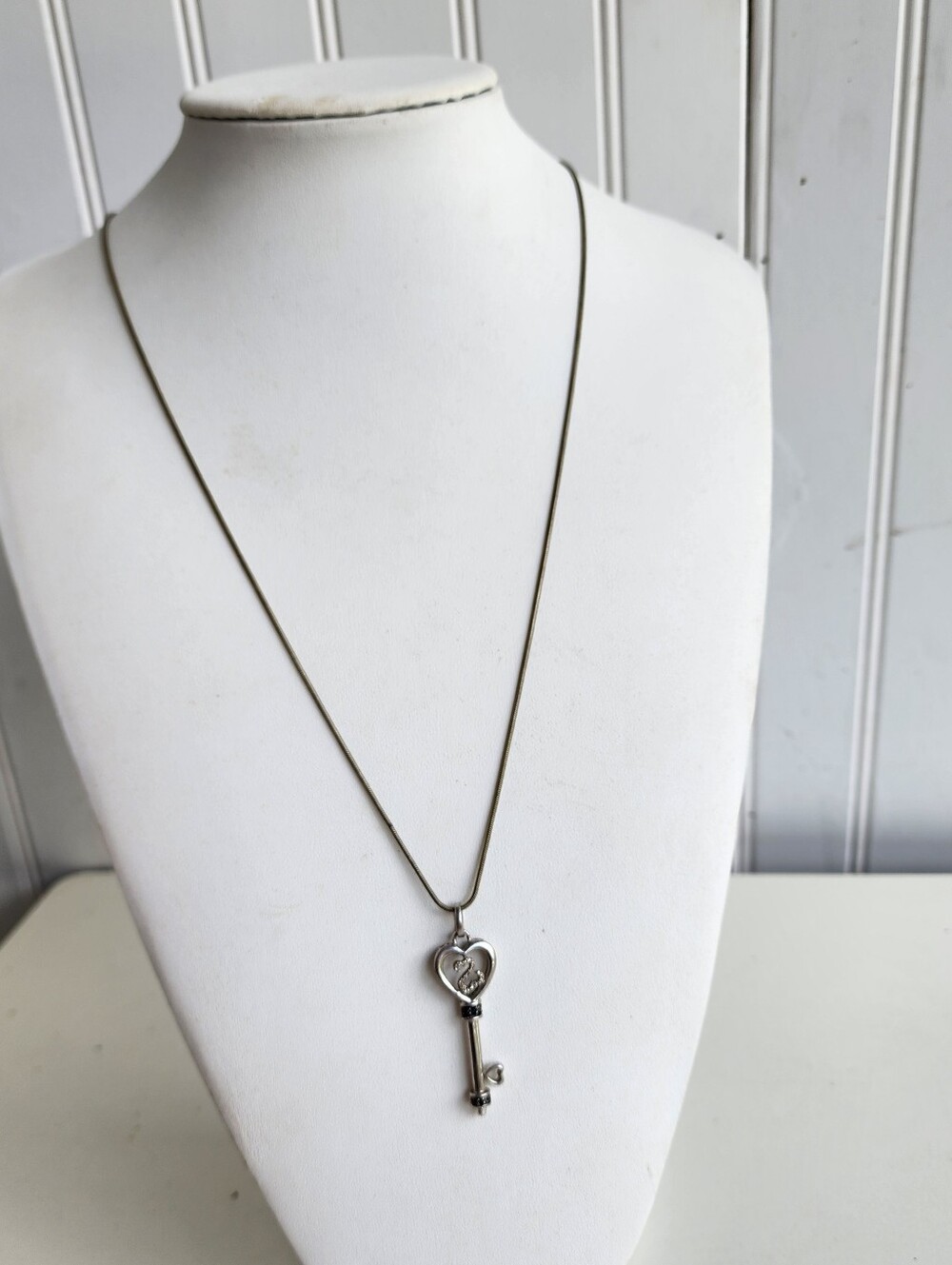 Vintage JWBR 925 Sterling Silver Diamonds Key Pendant Necklace 11.7 grams total